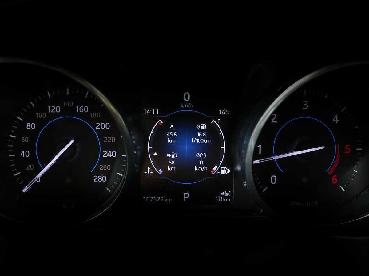 Jaguar F-Pace, 2016 Фото №11