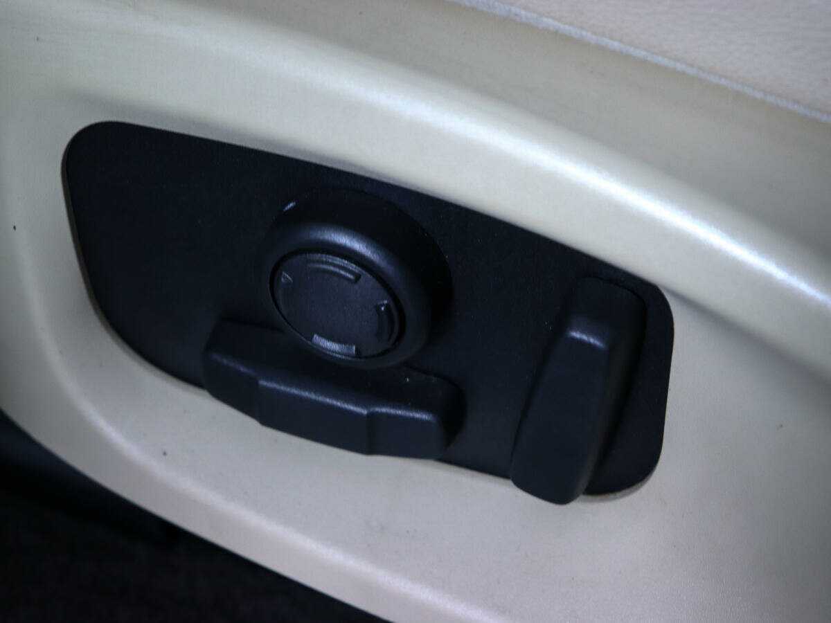 Jaguar F-Pace, 2016 Фото №23