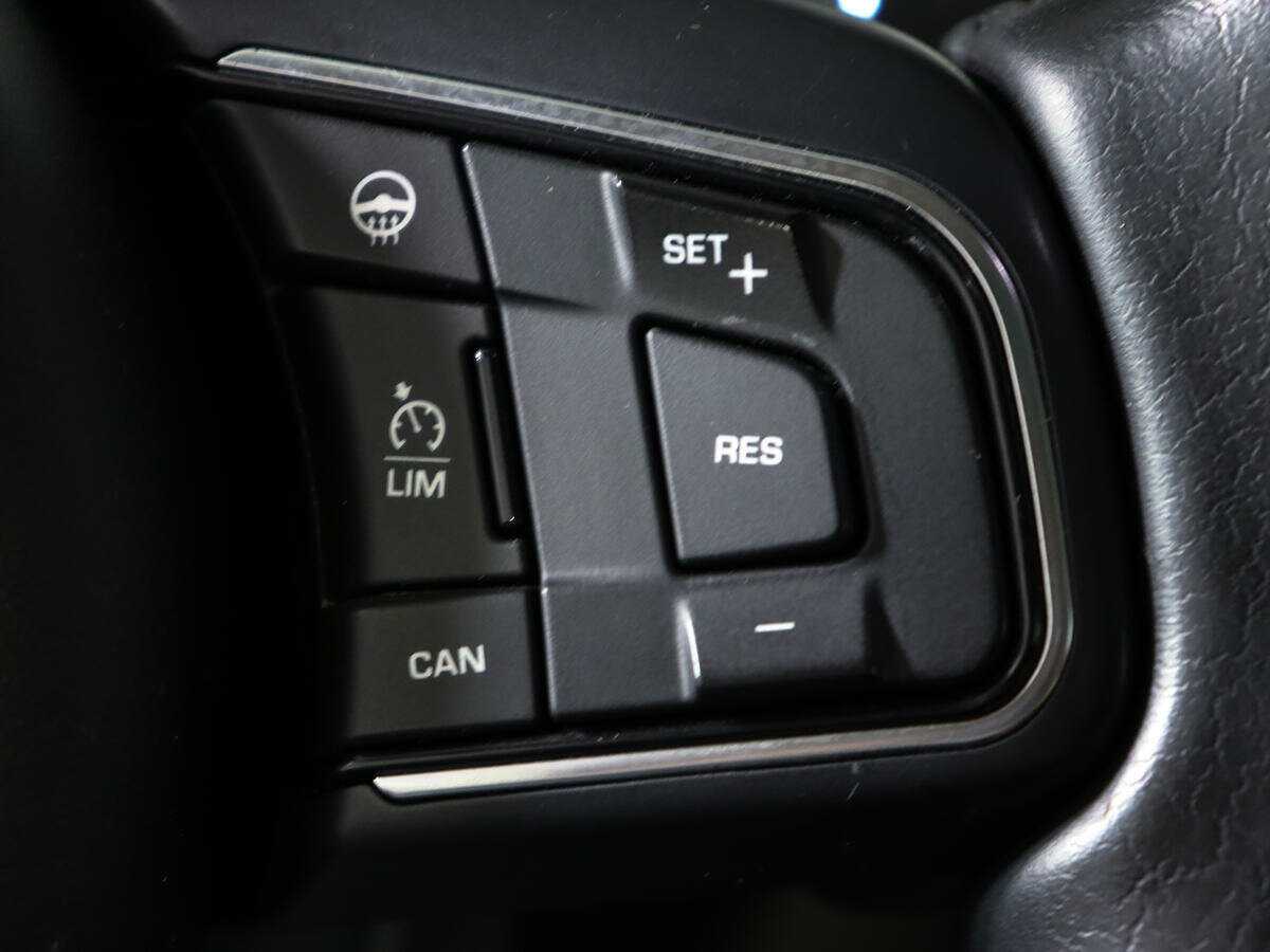 Jaguar F-Pace, 2016 Фото №25