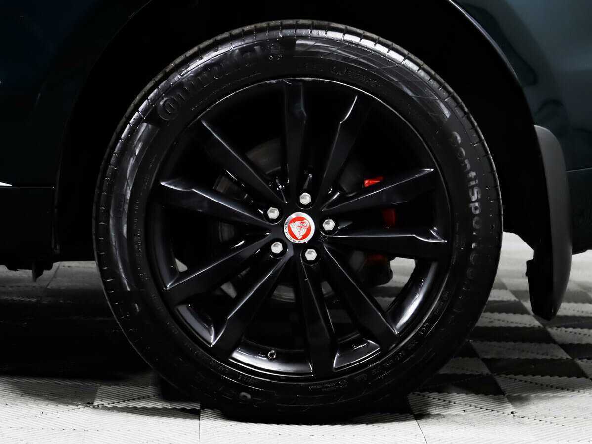 Jaguar F-Pace, 2017 Фото №12