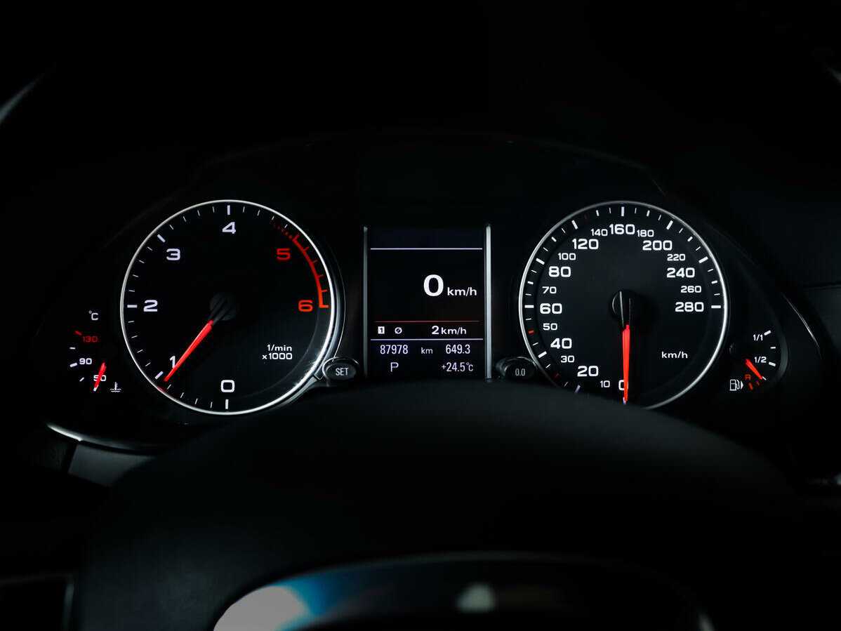 Audi Q5, 2011 Фото №10