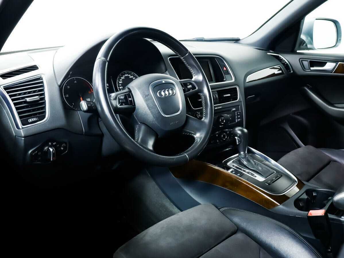 Audi Q5, 2011 Фото №13