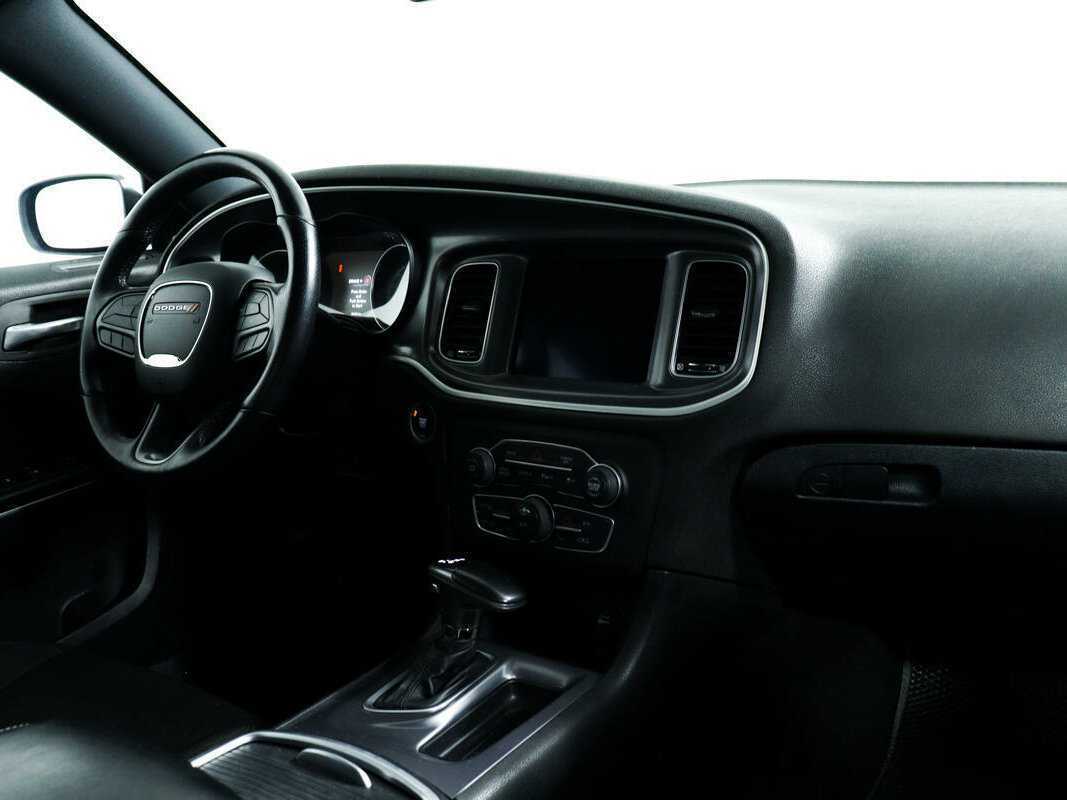 Dodge Charger SRT, 2020 Фото №9