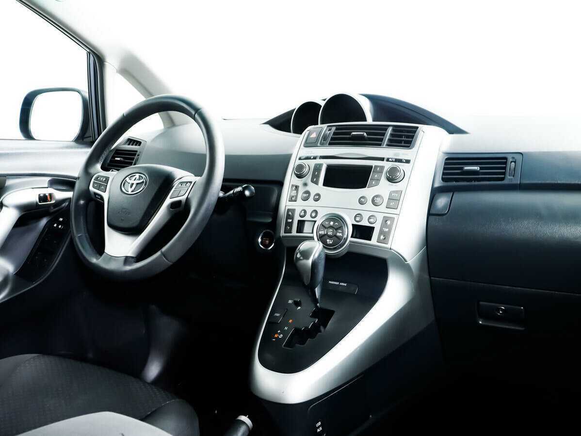 Toyota Verso, 2010 Фото №9