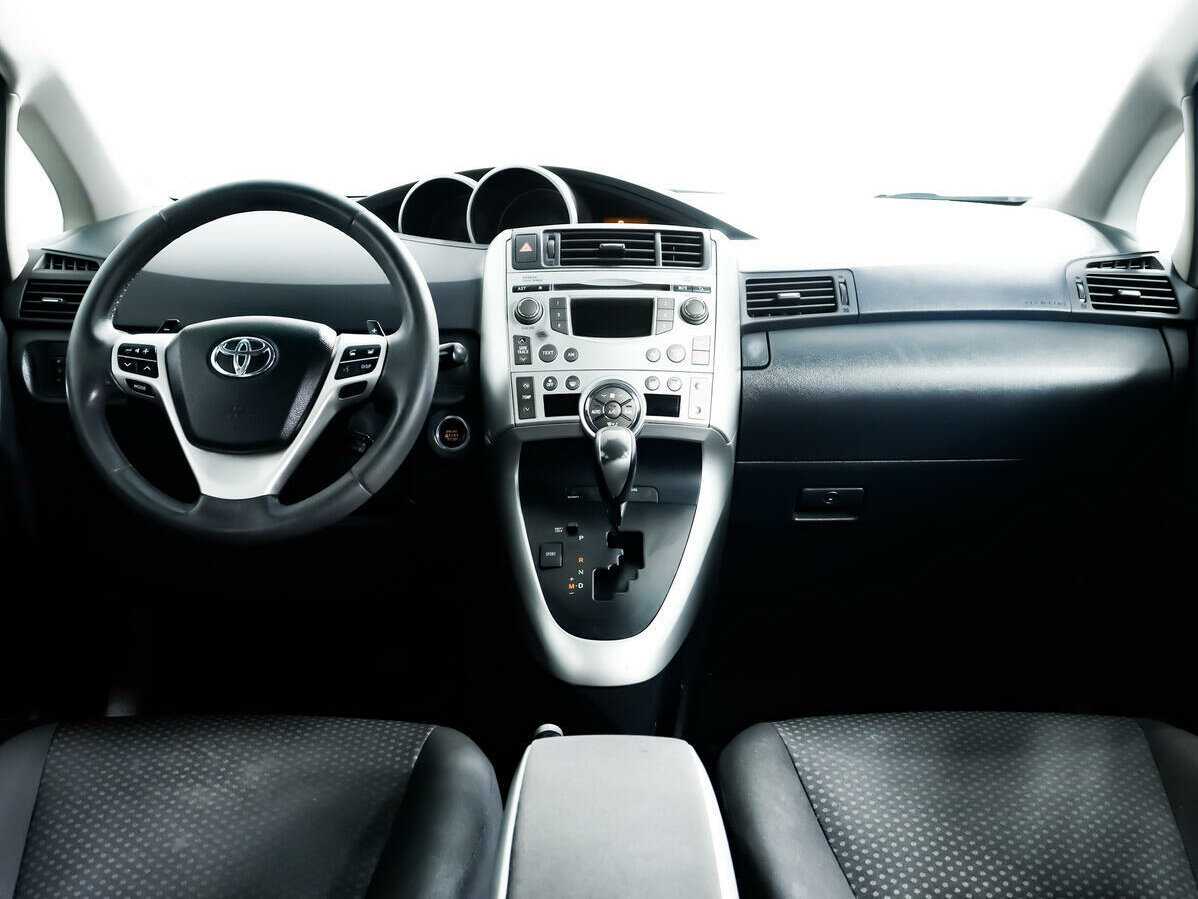 Toyota Verso, 2010 Фото №11