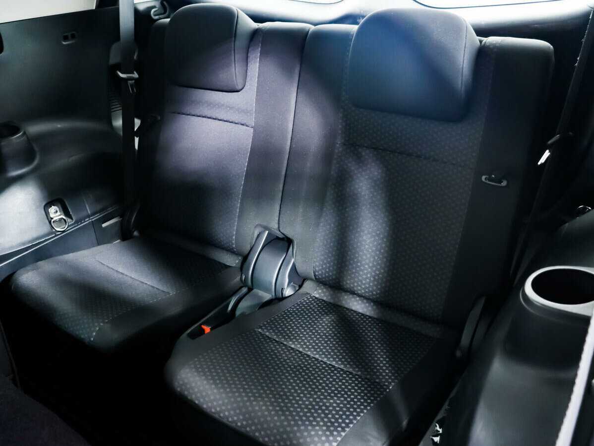 Toyota Verso, 2010 Фото №13