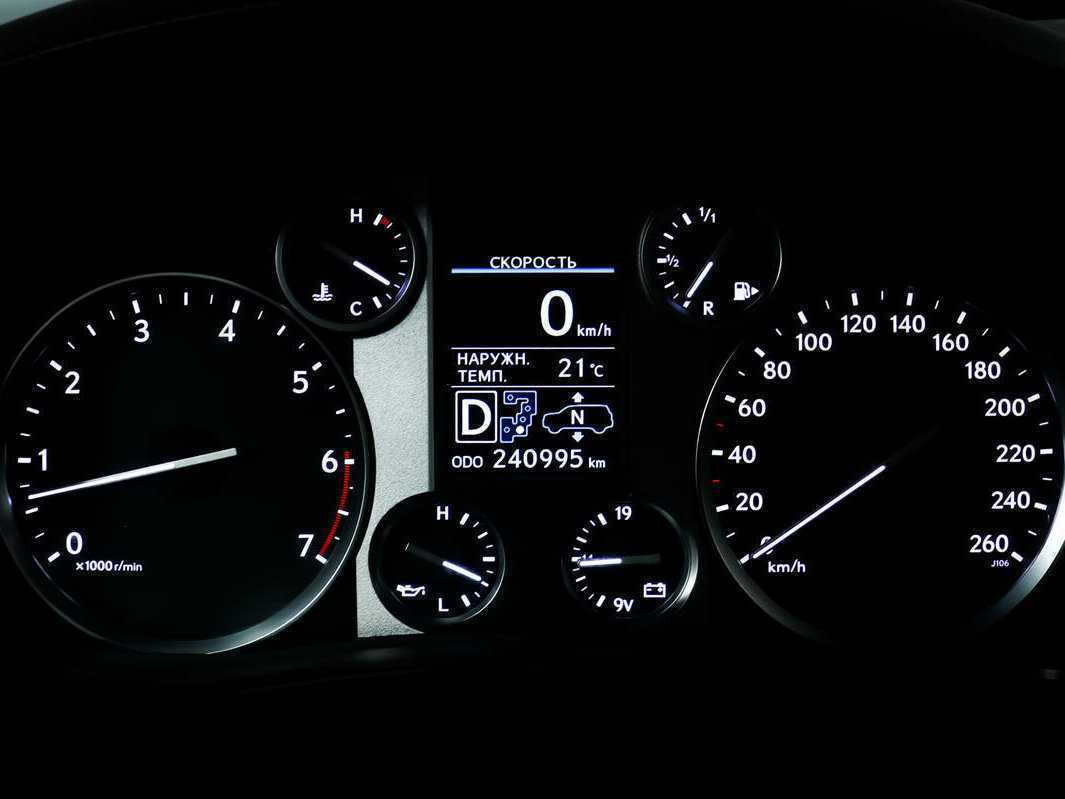 Lexus LX 570, 2014 Фото №10