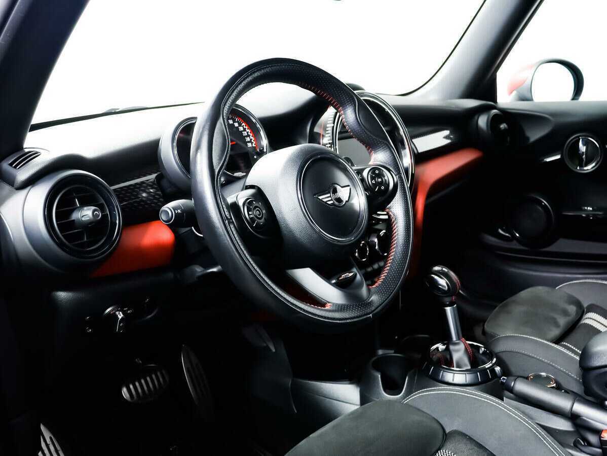 Mini Hatch JCW John Cooper Works, 2017 Фото №13