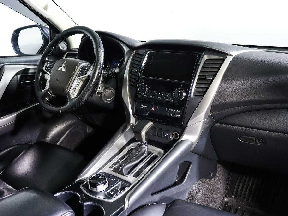 Mitsubishi Pajero Sport, 2019 Фото №9