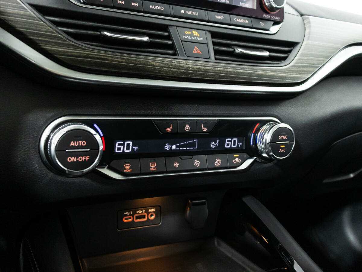 Nissan Altima, 2022 Фото №17