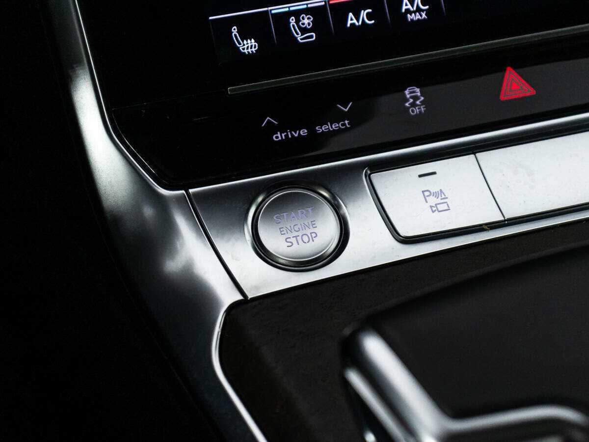 Audi A6 50 TDI, 2019 Фото №18