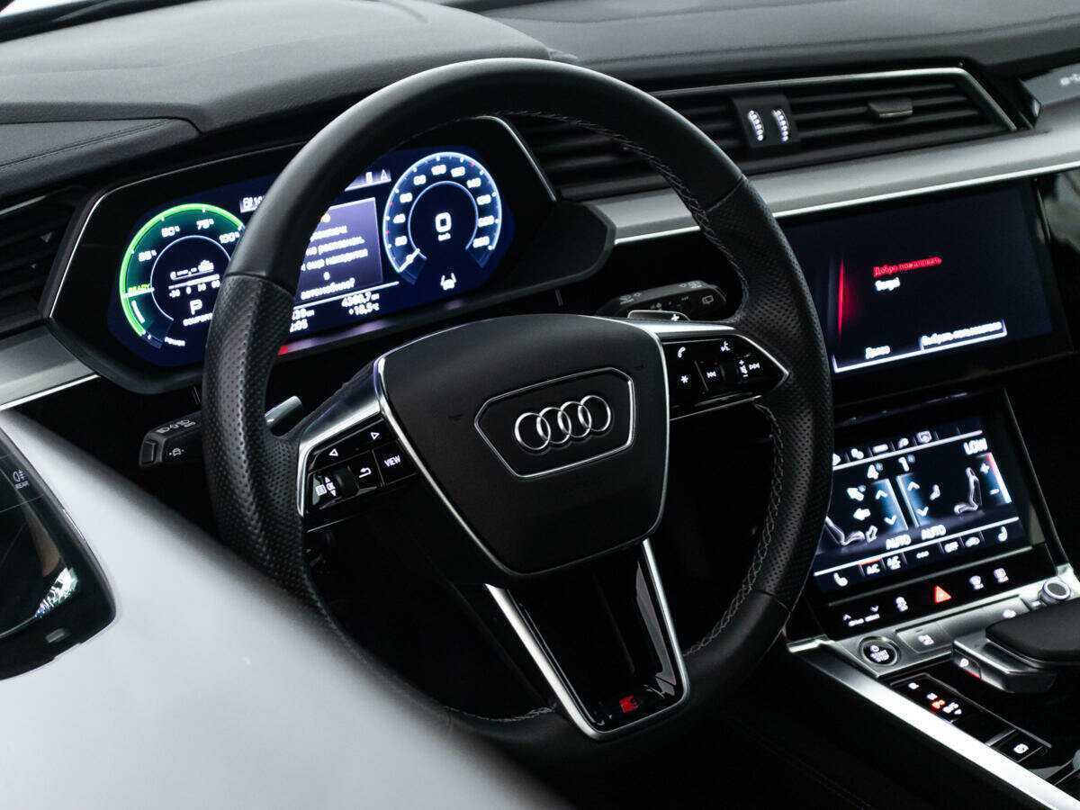Audi e-tron 50, 2022 Фото №21