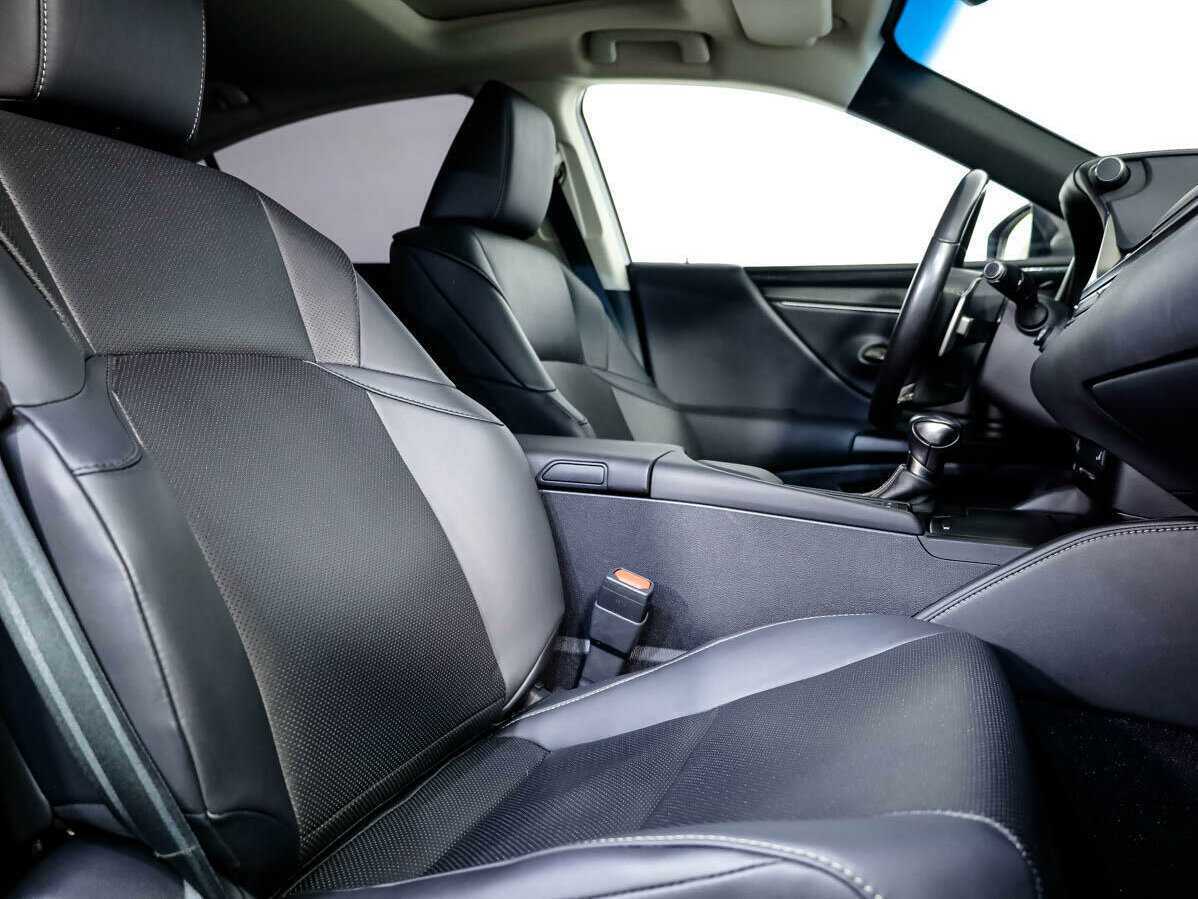 Lexus ES 250, 2018 Фото №11