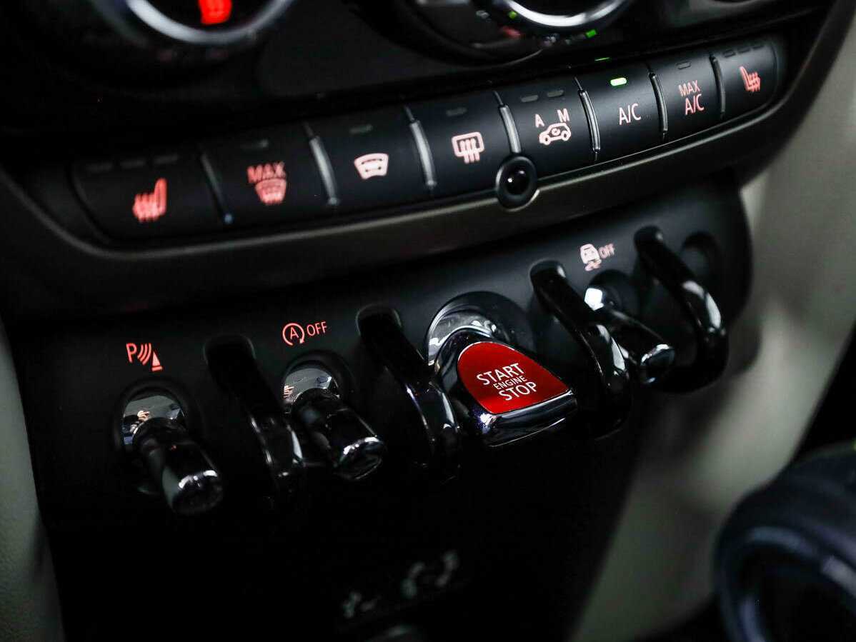 Mini Countryman Cooper D, 2018 Фото №16