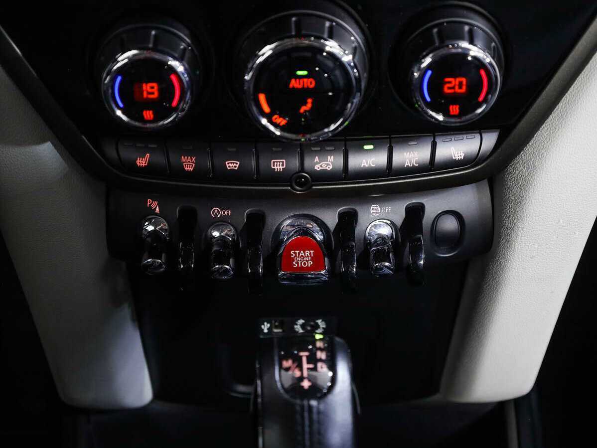 Mini Countryman Cooper D, 2018 Фото №17