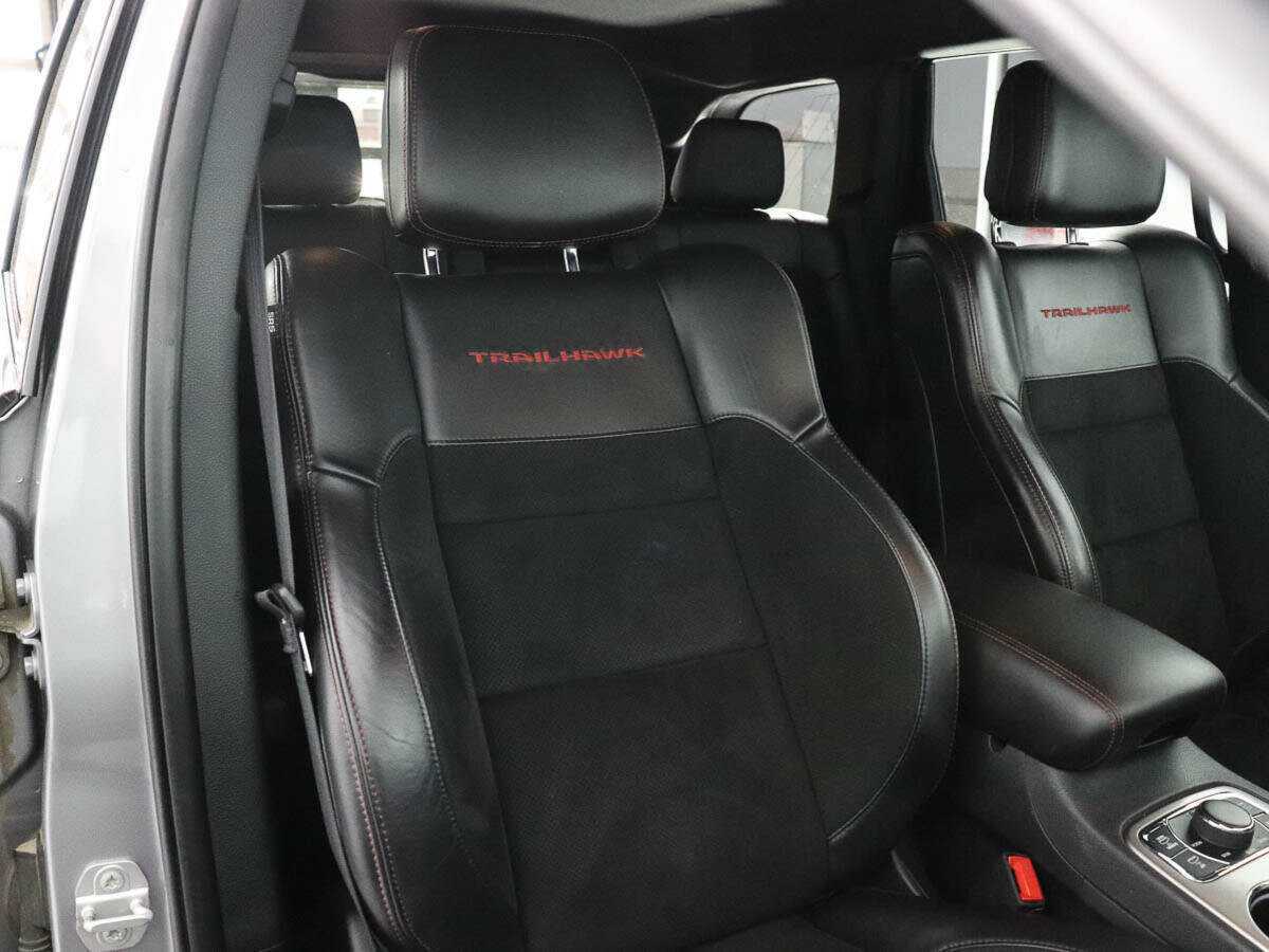 Jeep Grand Cherokee, 2019 Фото №10