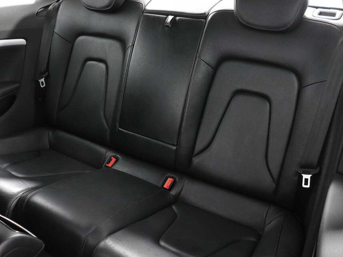 Audi A5, 2011 Фото №11