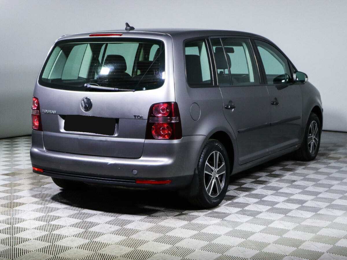 Volkswagen Touran, 2008 - 218 624 км. | Фото №5