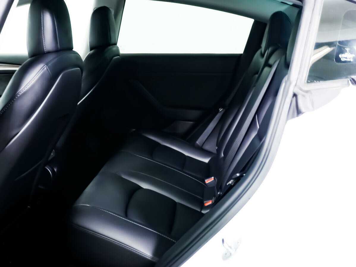 Tesla Model 3 Long Range, 2022 Фото №12