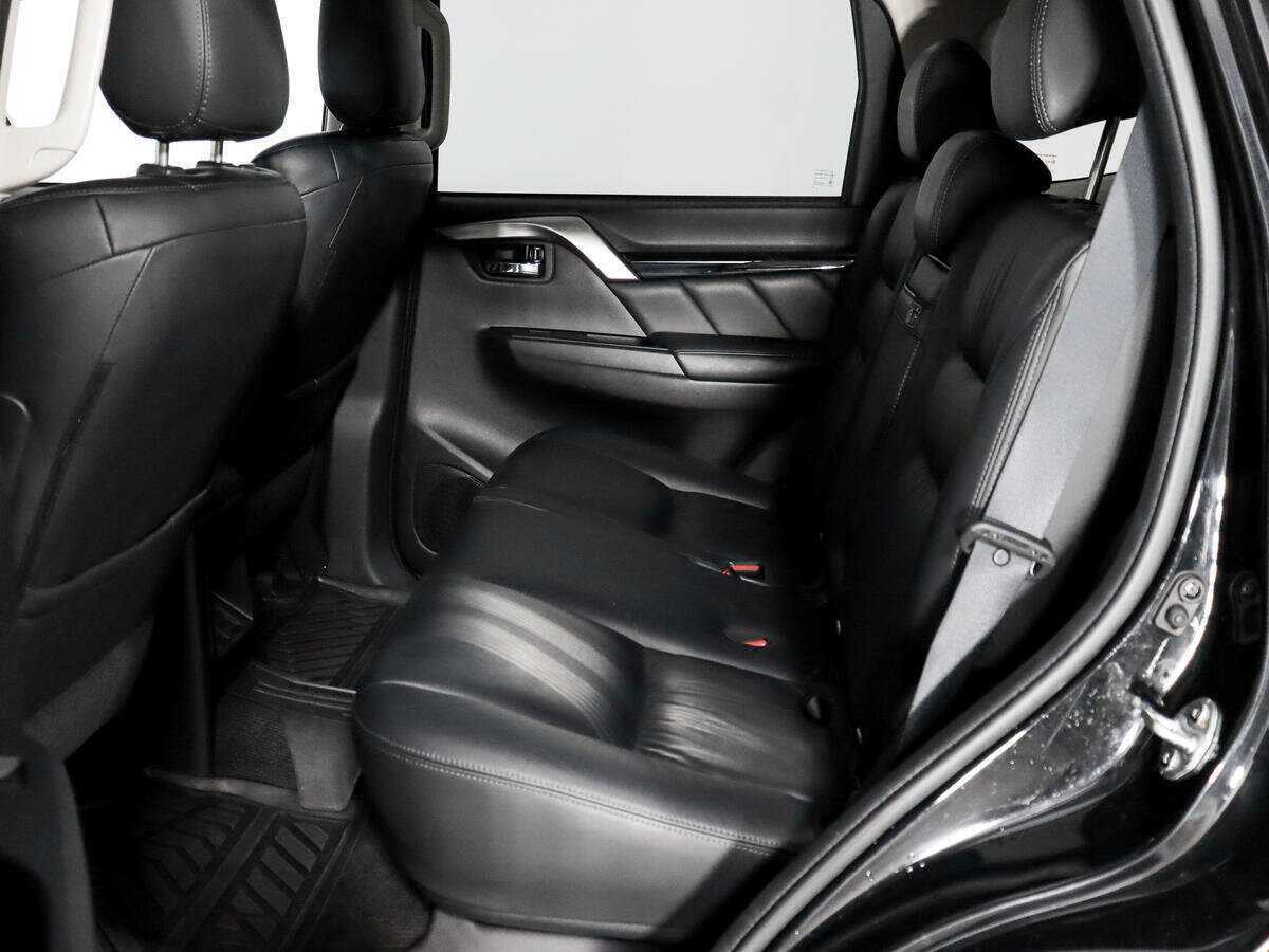 Mitsubishi Pajero Sport, 2019 Фото №13