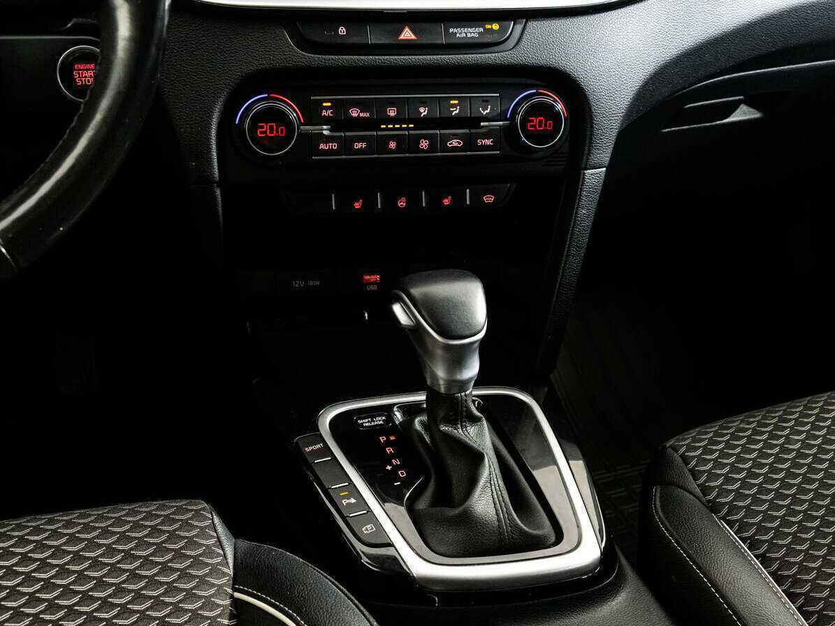 Kia Ceed, 2021 Фото №12