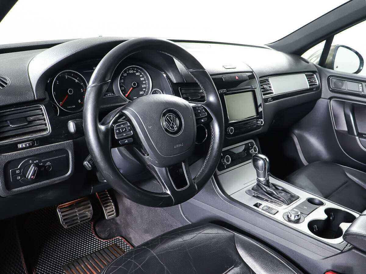Volkswagen Touareg, 2011 Фото №15
