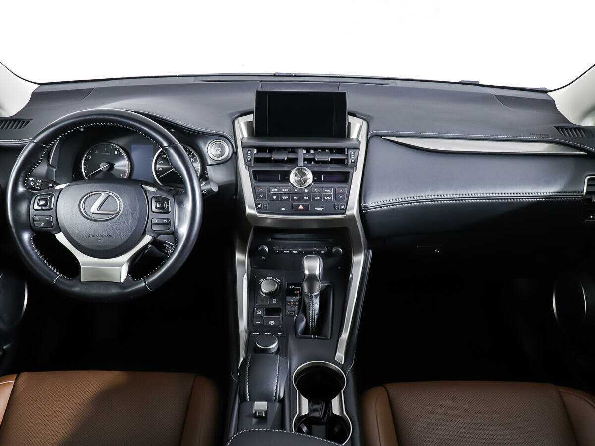 Lexus NX 200t, 2016 Фото №10
