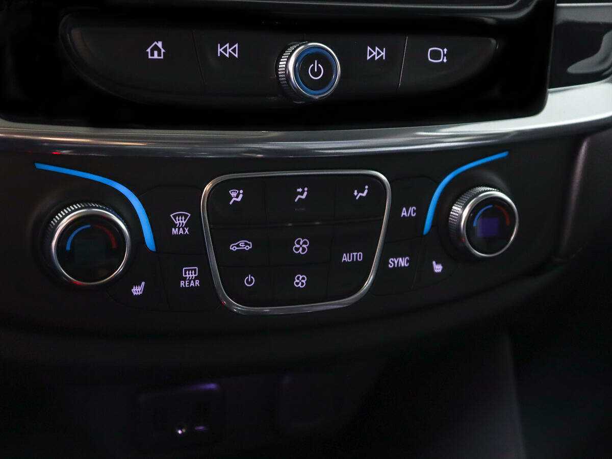 Chevrolet Traverse, 2018 Фото №19