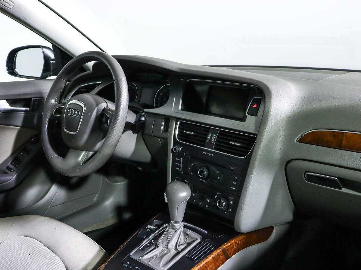 Audi A4, 2011 Фото №7