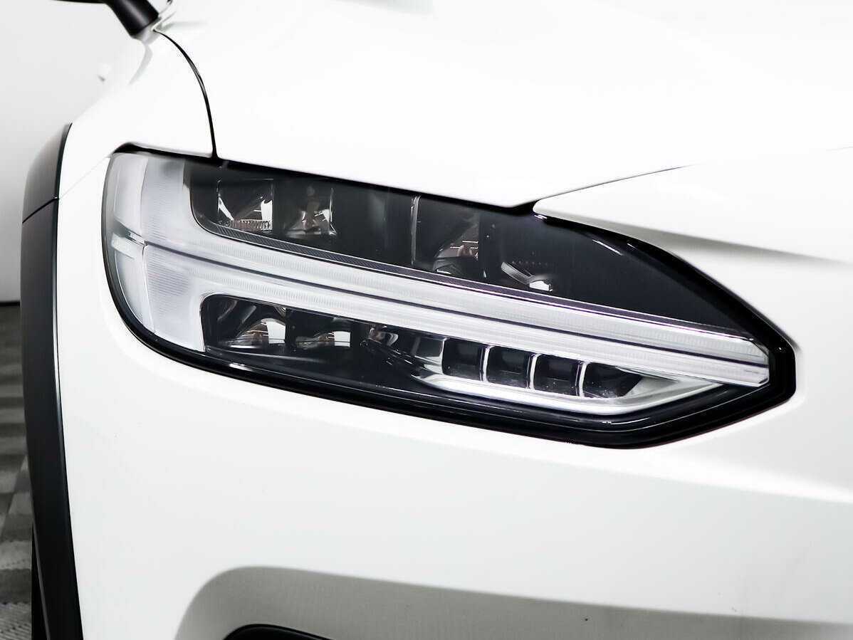 Volvo V90 Cross Country, 2019 Фото №15