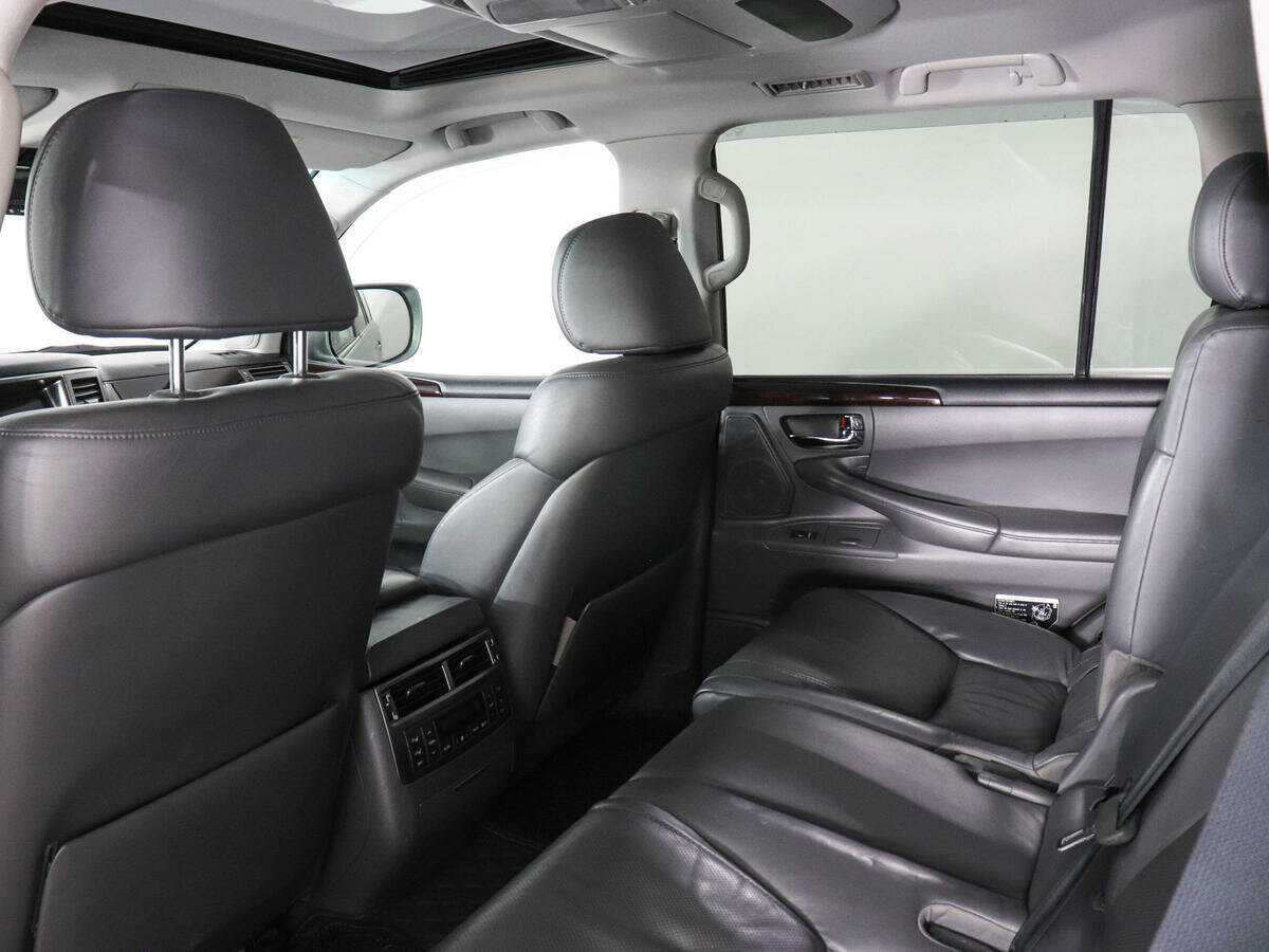 Lexus LX 570, 2010 Фото №12