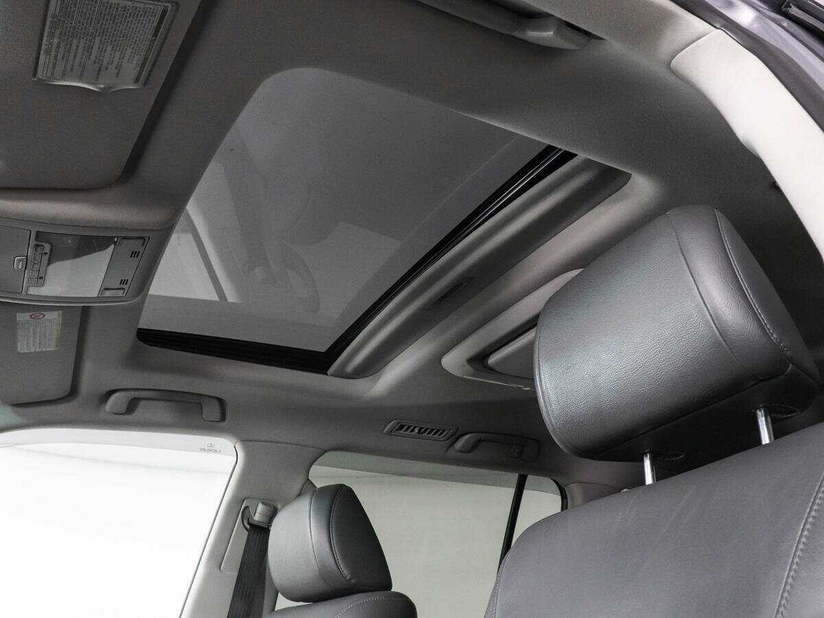 Lexus LX 570, 2010 Фото №15