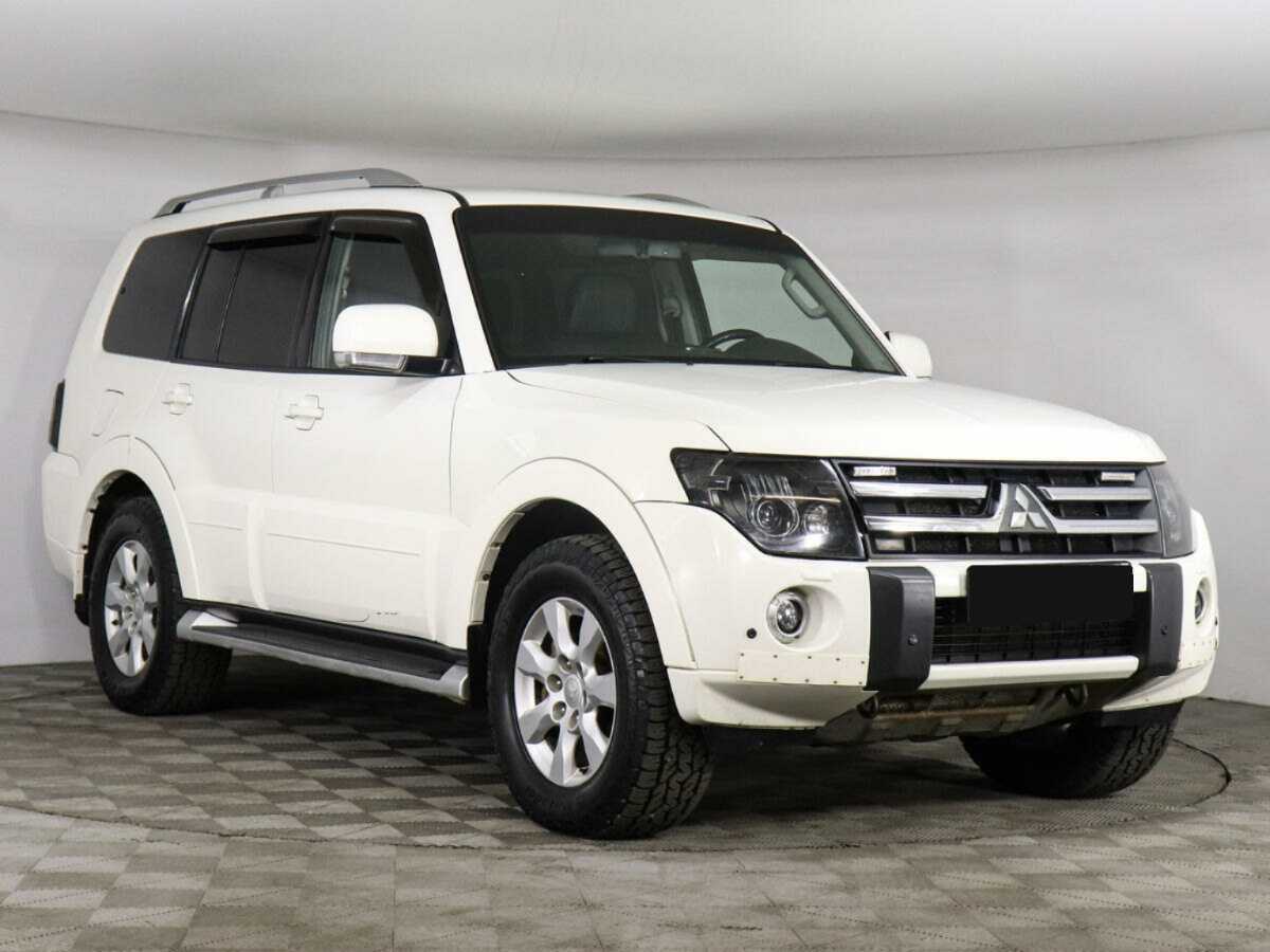 Mitsubishi Pajero, 2011 - 239 343 км. | Фото №3