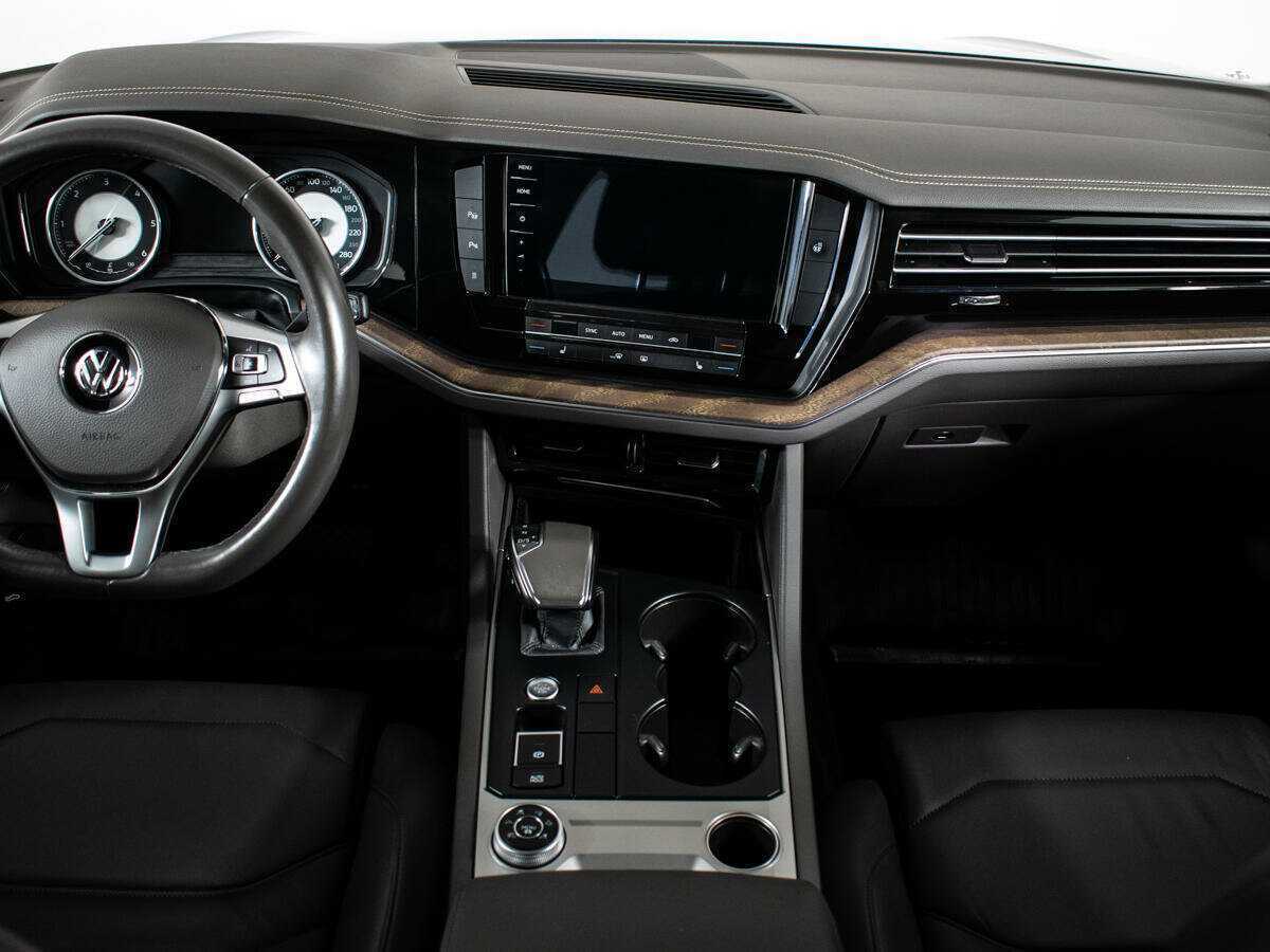 Volkswagen Touareg, 2019 Фото №12