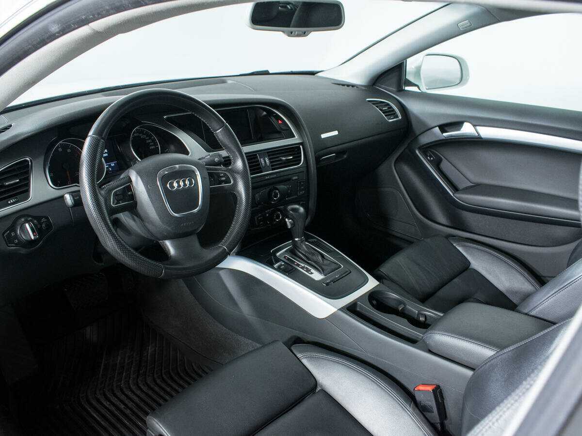 Audi A5, 2010 Фото №13