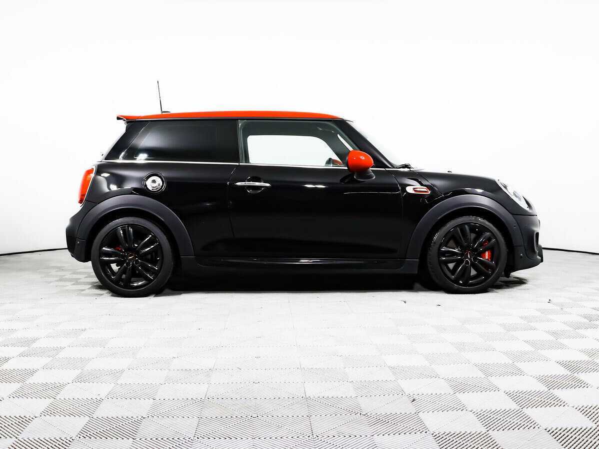 Mini Hatch JCW John Cooper Works, 2018 - 86 843 км. | Фото №4