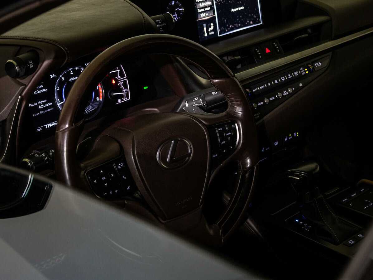Lexus ES 250, 2019 Фото №30