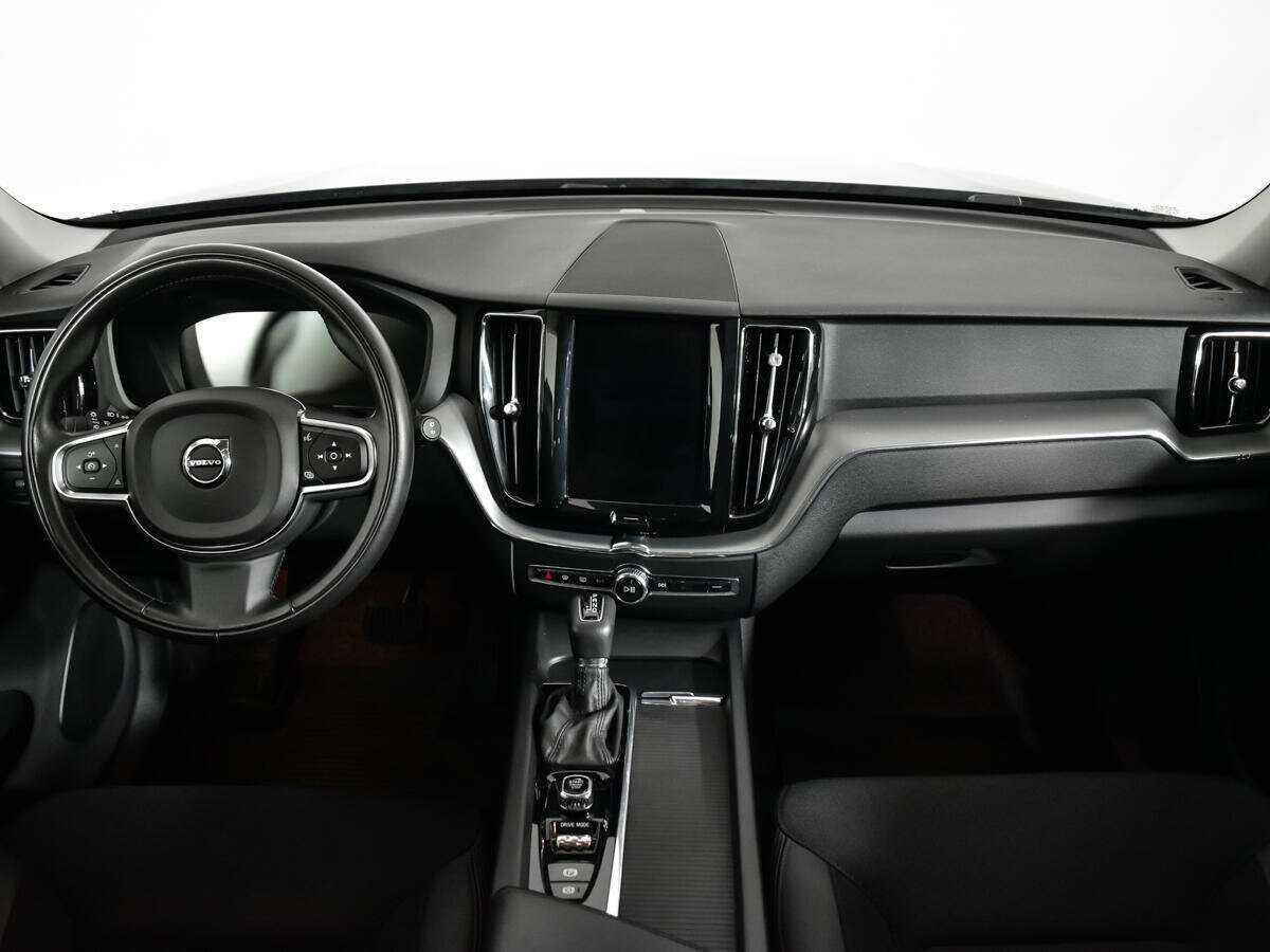 Volvo XC60, 2021 Фото №12