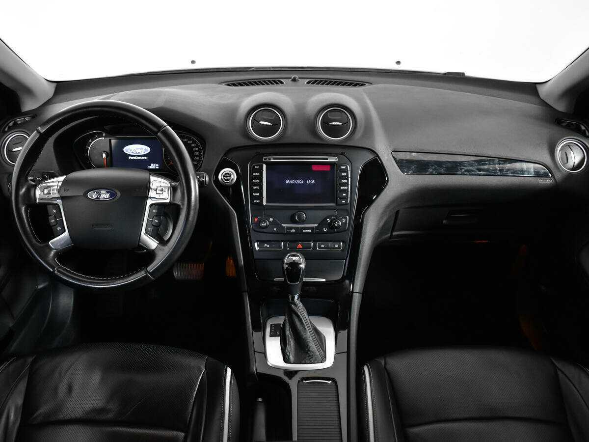 Ford Mondeo, 2011 Фото №12