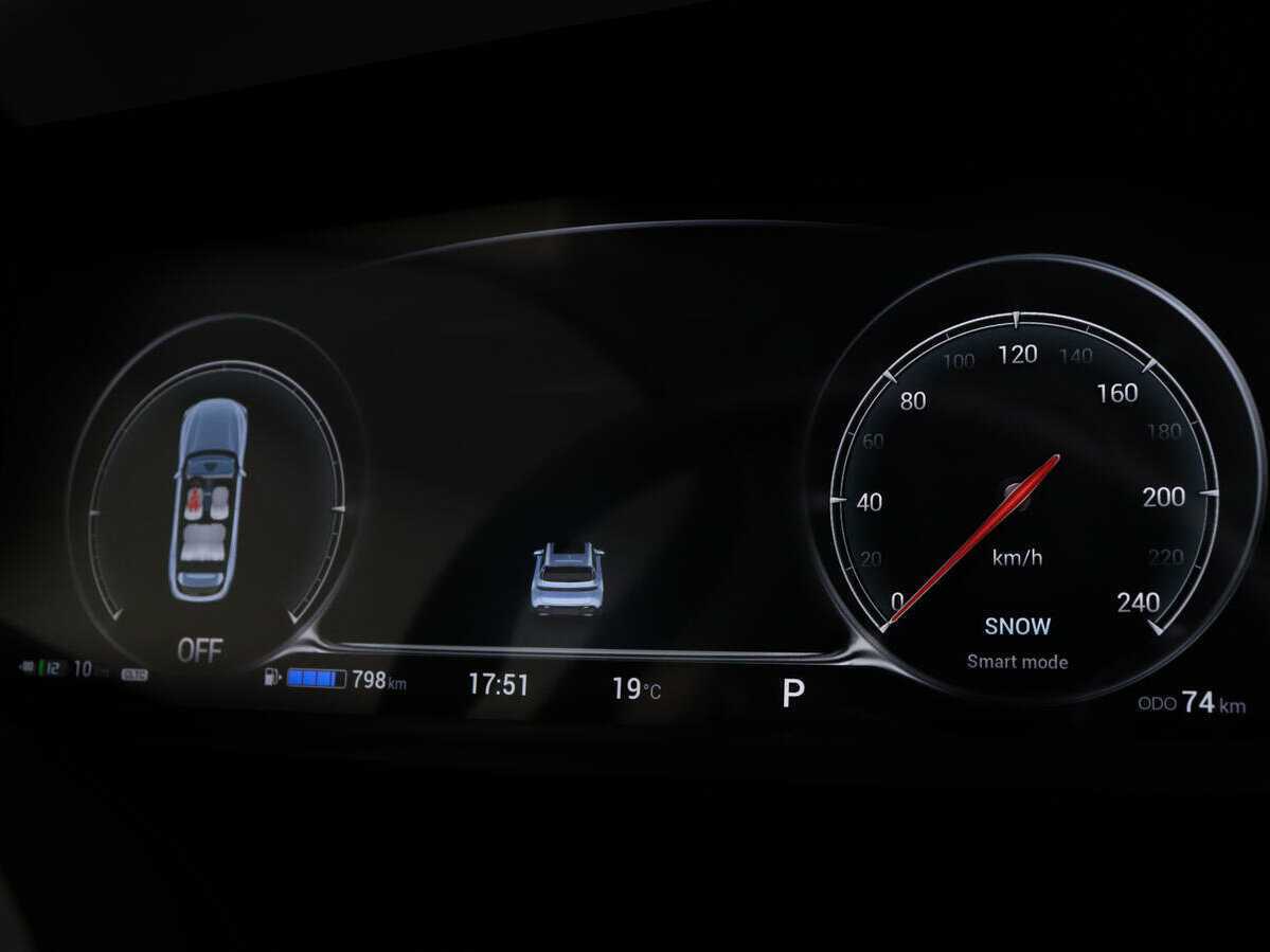 Voyah Free, 2023 Фото №11