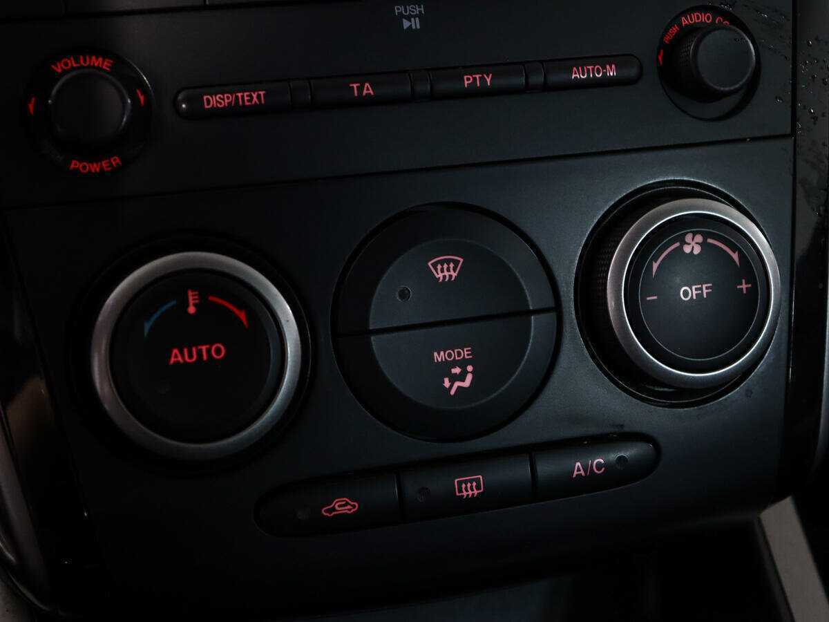 Mazda CX-7, 2010 Фото №21