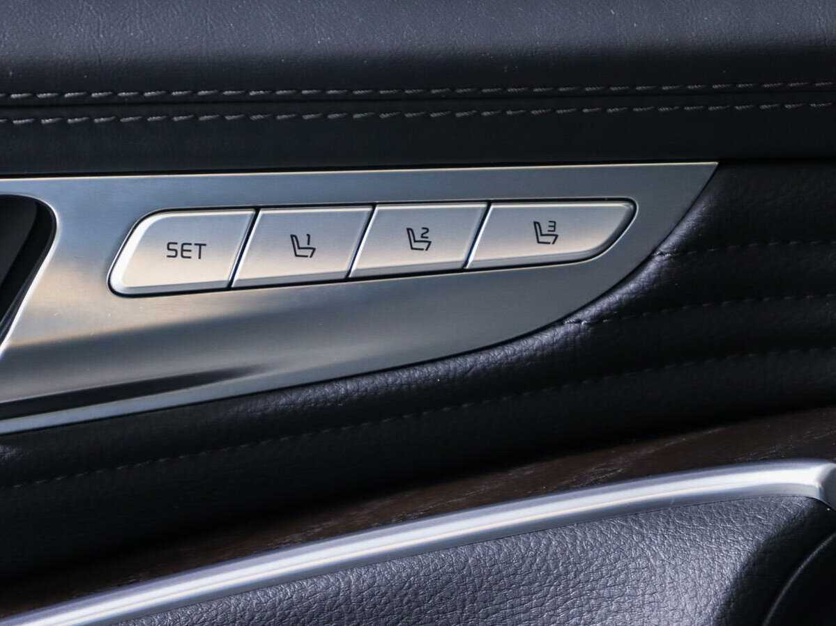 Kia K900, 2019 Фото №18