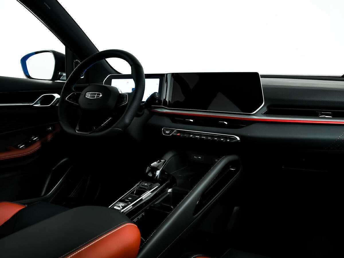 Geely Coolray, 2023 Фото №9