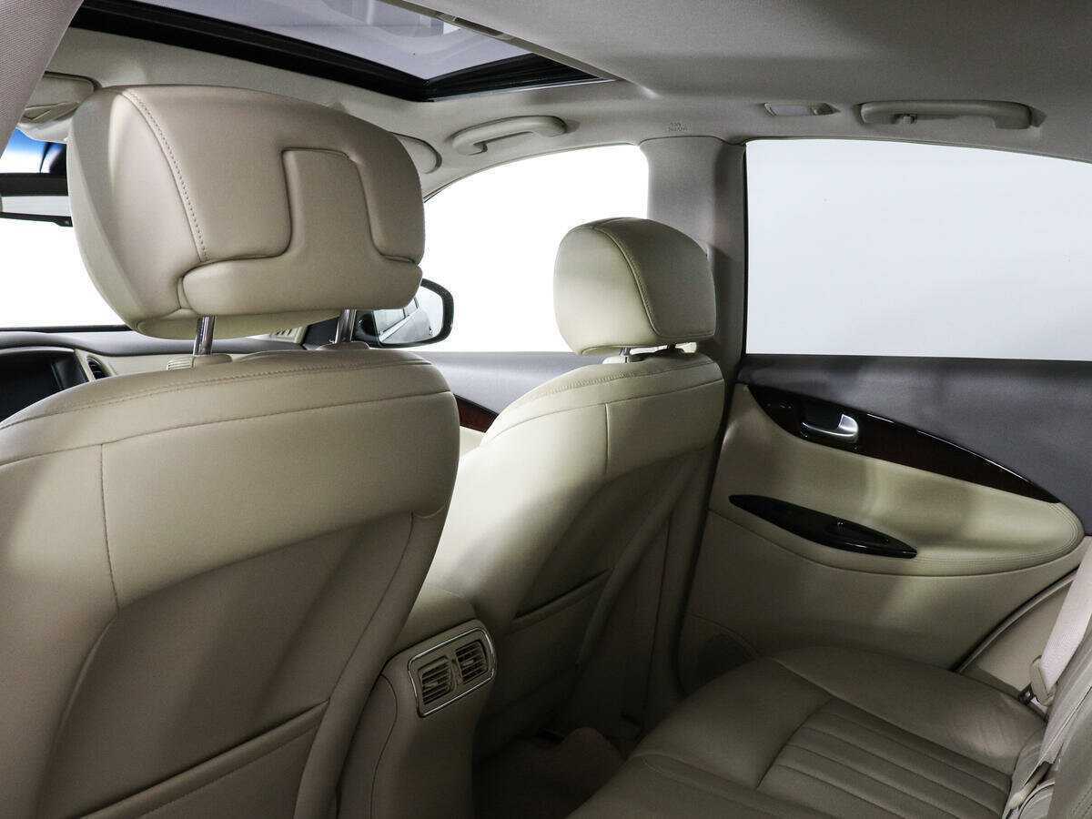 Infiniti QX50, 2015 Фото №10