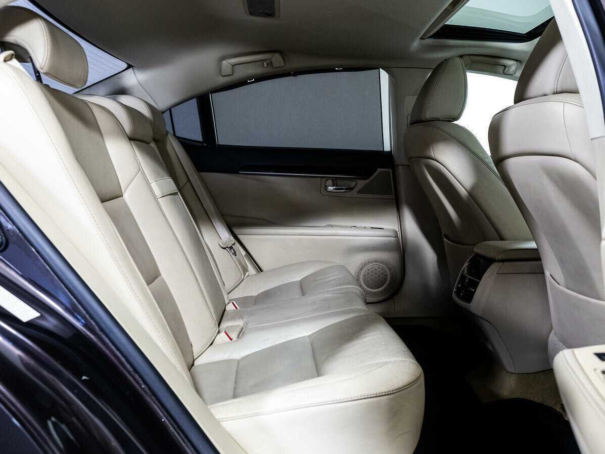 Lexus ES 300h, 2014 Фото №22