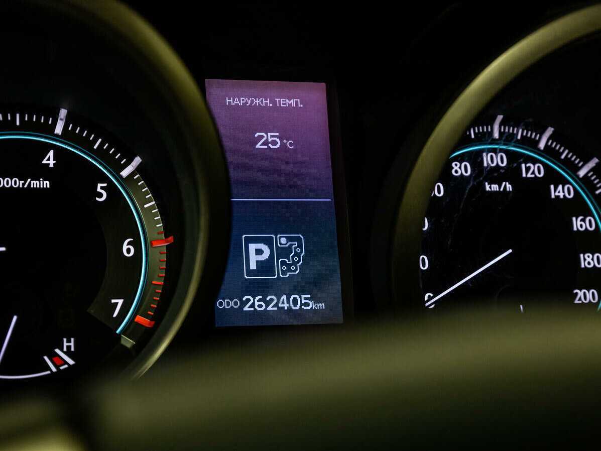 Toyota Land Cruiser Prado, 2010 Фото №18