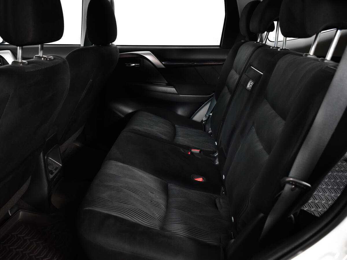 Mitsubishi Pajero Sport, 2019 Фото №10