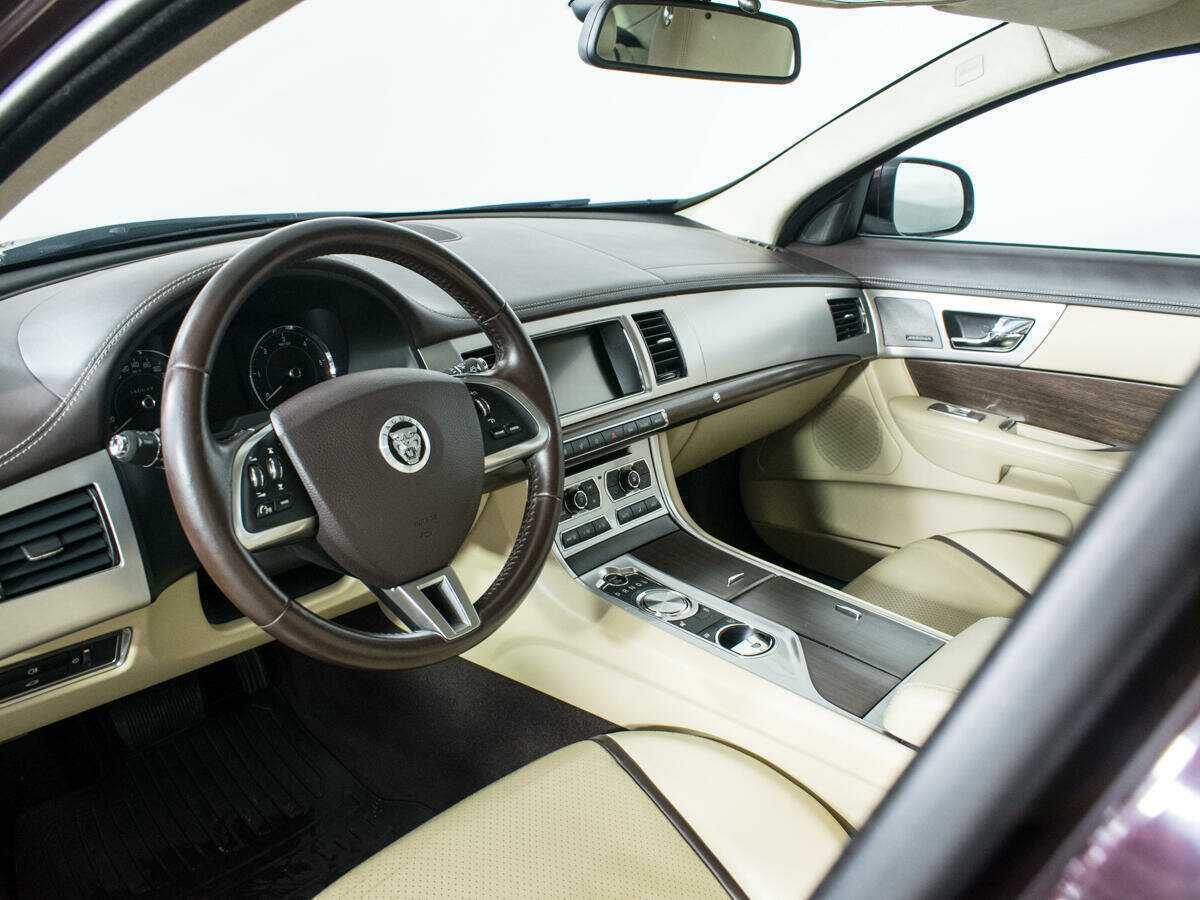 Jaguar XF, 2013 Фото №12