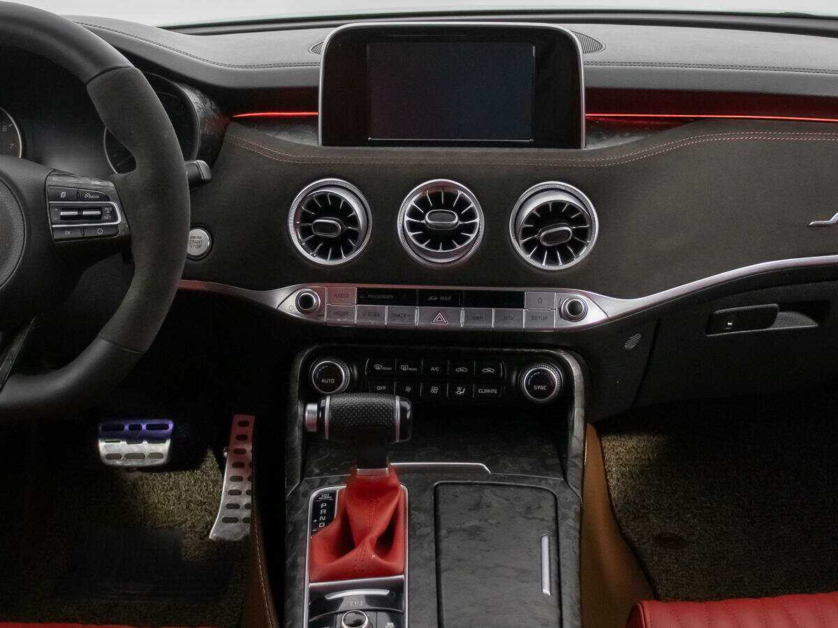 Kia Stinger, 2018 Фото №14