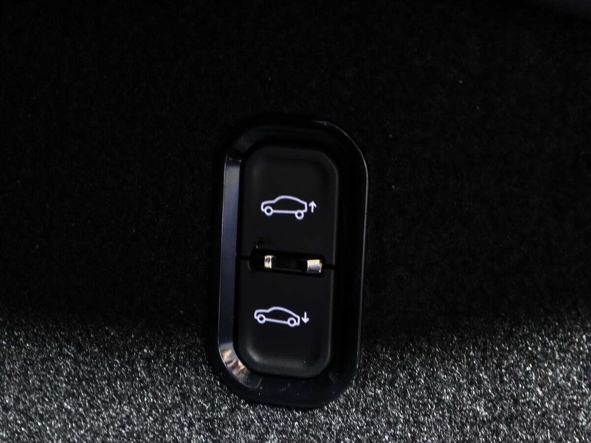 Zeekr 001 100 kWh, 2023 Фото №17